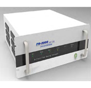 FS-3000分布式光纖應(yīng)變|溫度解調(diào)儀(BOTDA)是一款基于布里淵散射和光時(shí)域散射原理而研發(fā)的分布式監(jiān)測(cè)主機(jī)，分布式光纖應(yīng)變監(jiān)測(cè)儀為雙端測(cè)量模式，具有信噪比高，測(cè)量精度高，空間分辨率高、操作簡(jiǎn)便、界面友好、性能穩(wěn)定等優(yōu)點(diǎn)，可應(yīng)用于長(zhǎng)距離的分布式應(yīng)變、溫度的實(shí)時(shí)在線(xiàn)監(jiān)測(cè)，石油天然氣管線(xiàn)、油井等泄漏溫度監(jiān)測(cè)等，所以也是長(zhǎng)距離分布式光纖管道泄漏監(jiān)測(cè)系統(tǒng)?解決方案之一。